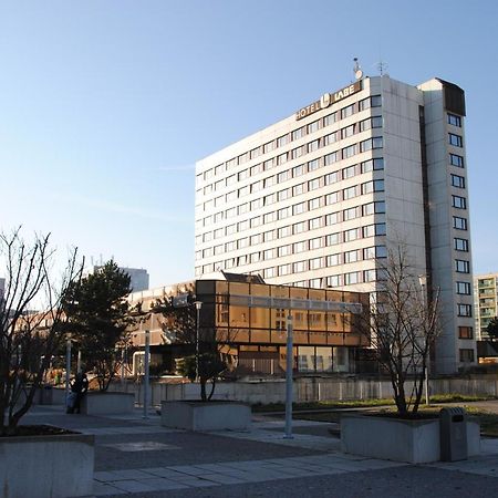 Hotel Labe Pardubice Ngoại thất bức ảnh