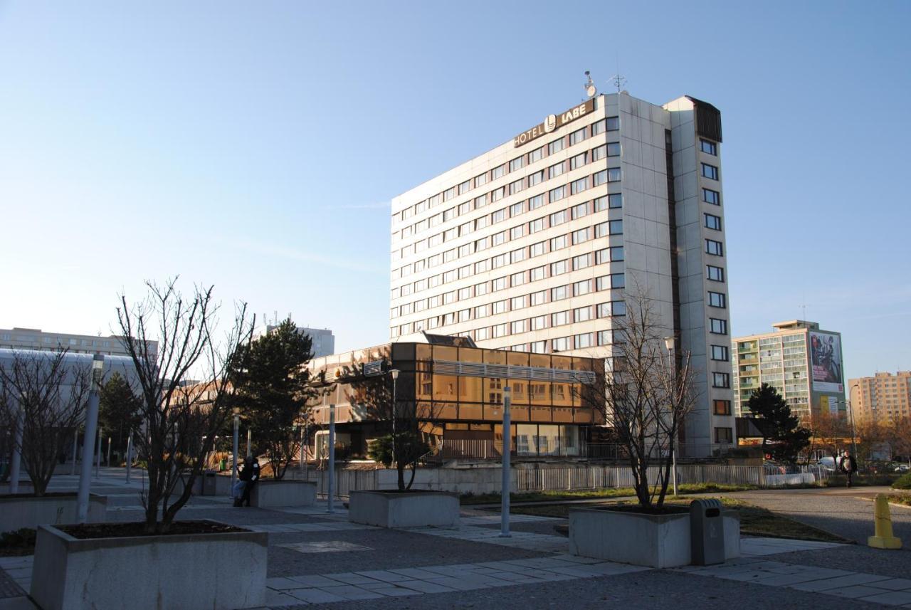 Hotel Labe Pardubice Ngoại thất bức ảnh